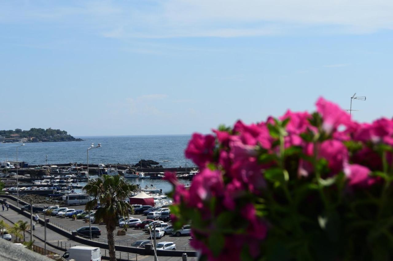 Casa Vacanze Caramagna Aci Castello Kültér fotó